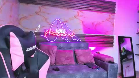 becky online show from July 16, 2026, 12:49 am