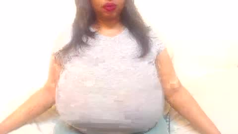 boobyqueen online show from July 20, 2026, 12:29 pm