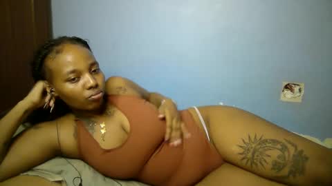 botty_queen online show from May 28, 2026, 8:06 pm