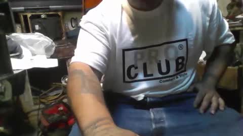 bouncr714 online show from June 4, 2026, 11:49 am