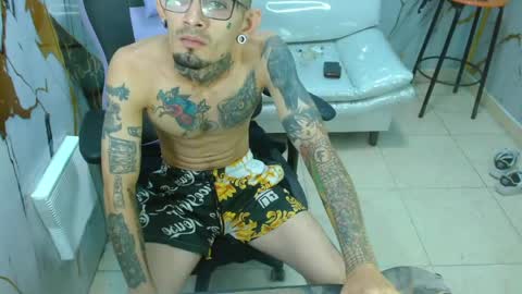 Snapshot of boy_tatto777 chatting on April 28, 2026, 2:00 pm boy_tatto777 online show from April 28, 2026, 2:00 pm