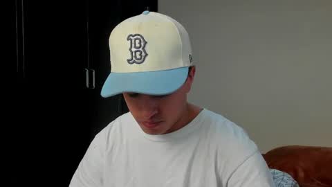 Snapshot of boylatin_777 chatting on July 16, 2026, 9:43 pm miguel online show from July 16, 2026, 9:43 pm