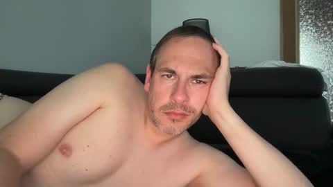 boytoyhh online show from July 12, 2026, 6:54 pm