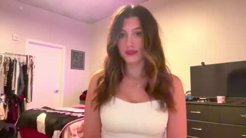 Brianna3 online show from July 7, 2026, 2:58 am