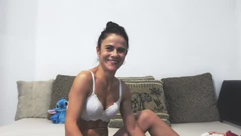 Briana flynt online show from July 18, 2026, 6:23 pm