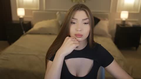 Diamonds Girls online show from July 20, 2026, 7:33 am