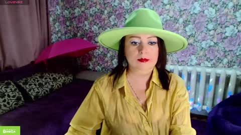 Julia online show from August 3, 2026, 9:07 pm