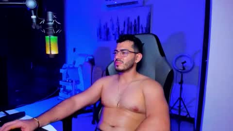 Snapshot of bruno_diaz31 chatting on April 24, 2026, 4:15 am Bruno online show from April 24, 2026, 4:15 am