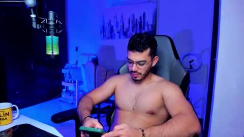 Snapshot of bruno_diaz31 chatting on April 26, 2026, 3:04 am Bruno online show from April 26, 2026, 3:04 am