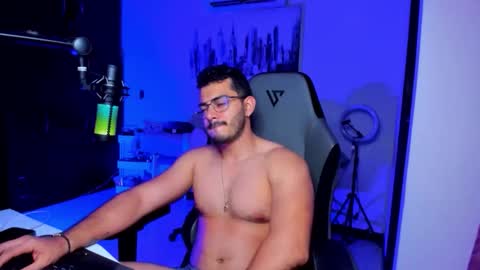 Snapshot of bruno_diaz31 chatting on May 10, 2026, 2:50 am Bruno online show from May 10, 2026, 2:50 am