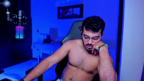 Snapshot of bruno_diaz31 chatting on July 7, 2026, 5:32 am Bruno online show from July 7, 2026, 5:32 am