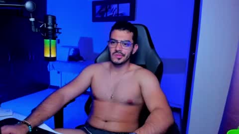 Snapshot of bruno_diaz31 chatting on July 12, 2026, 4:25 am Bruno online show from July 12, 2026, 4:25 am