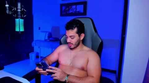 Snapshot of bruno_diaz31 chatting on July 18, 2026, 5:00 am Bruno online show from July 18, 2026, 5:00 am
