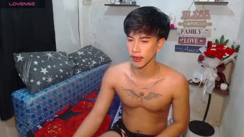 BRYAN  JEMY online show from August 7, 2026, 3:19 am