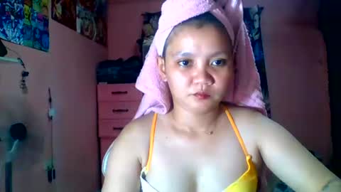 bunny_flower18 online show from July 18, 2026, 12:09 pm