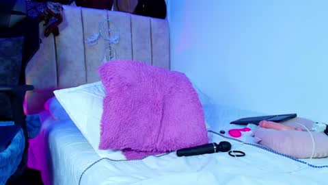 katerine payne online show from June 8, 2026, 1:28 am