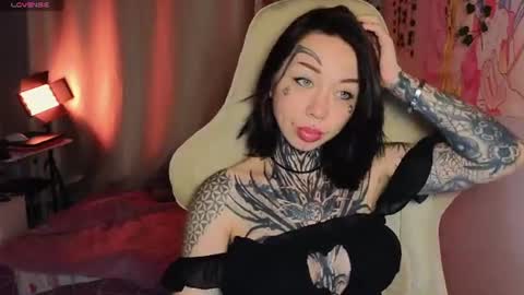 bunnykelly online show from June 30, 2026, 6:25 am
