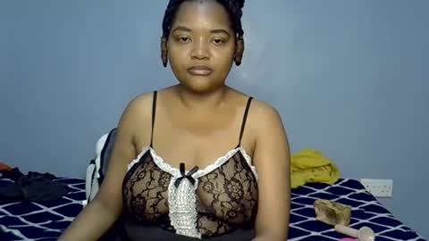 busty kenzi online show from July 13, 2026, 5:05 pm