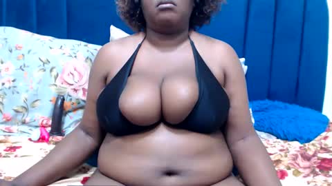 bustychocx online show from May 29, 2026, 9:02 pm
