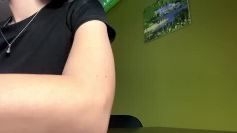 butyhoi online show from July 11, 2026, 3:37 pm