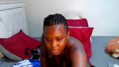 Snapshot of callmemonday chatting on July 16, 2026, 5:02 am Monday online show from July 16, 2026, 5:02 am