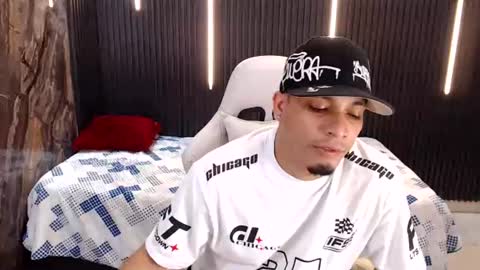 cam_xman online show from July 19, 2026, 3:32 am