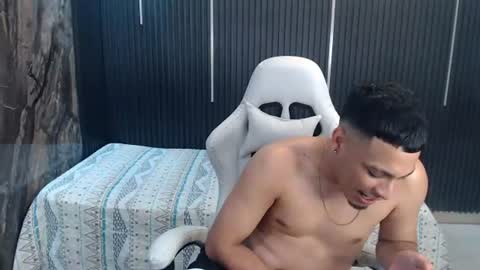 cam_xman online show from July 25, 2026, 5:27 am