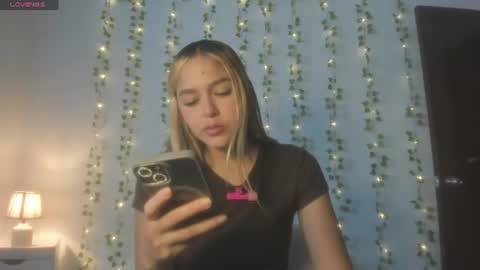 Snapshot of cami_hunter chatting on July 21, 2026, 12:57 am online show from July 21, 2026, 12:57 am