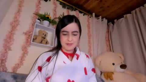 Snapshot of camiilalopee chatting on June 23, 2026, 12:41 am Camii Lopez online show from June 23, 2026, 12:41 am
