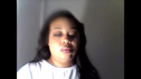 camiliaskye online show from December 2, 2025, 6:08 am