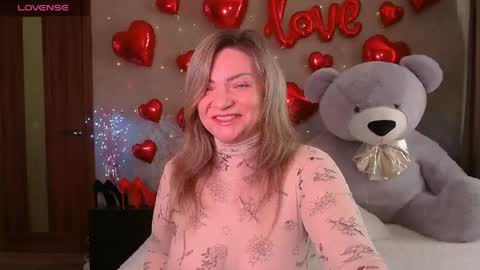 Snapshot of camille_game chatting on April 22, 2026, 6:05 am Camille Game online show from April 22, 2026, 6:05 am