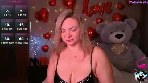 Snapshot of camille_game chatting on June 8, 2026, 10:43 pm Camille Game online show from June 8, 2026, 10:43 pm