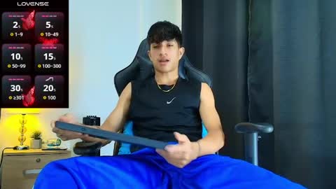 Snapshot of camilobass_ chatting on June 6, 2026, 1:11 am Camilo Bass online show from June 6, 2026, 1:11 am