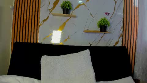 Snapshot of candy_queens__ chatting on June 9, 2026, 7:47 pm Candy online show from June 9, 2026, 7:47 pm