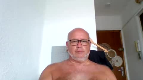 caplover1971 online show from July 16, 2026, 1:28 pm