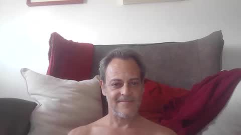 Snapshot of carlo76mx chatting on January 17, 2025, 6:44 pm carlo online show from January 17, 2025, 6:44 pm
