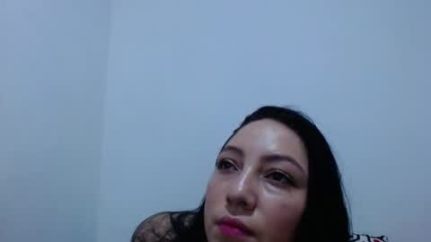 carolina_zabala_19 online show from June 22, 2026, 7:33 pm