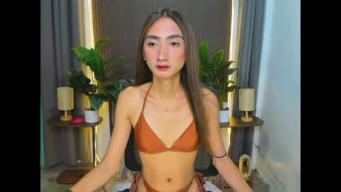 cassandrafoxxx online show from June 18, 2026, 5:50 pm