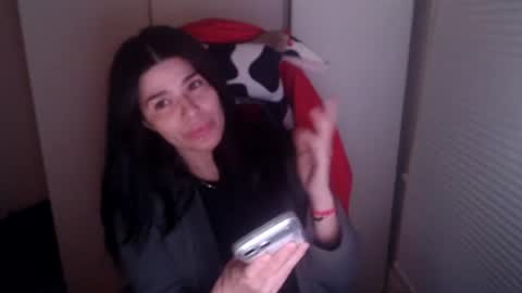 cassiealvarez online show from July 16, 2026, 5:57 am