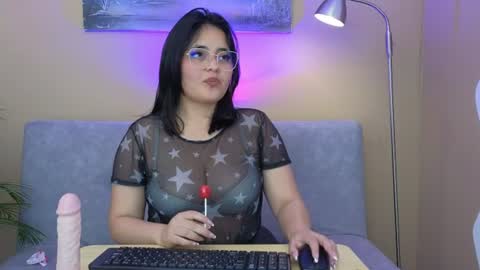cata1cat online show from July 3, 2026, 8:04 pm