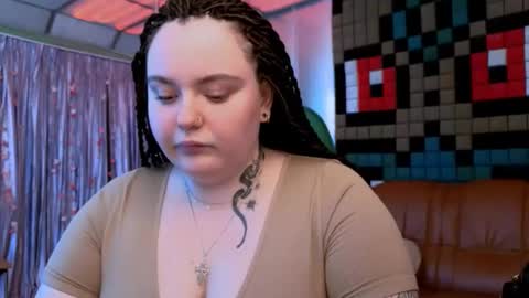 catherineclaire online show from June 6, 2026, 5:06 pm