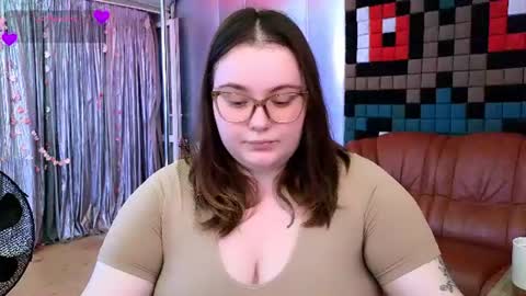 catherineclaire online show from July 17, 2026, 4:34 pm