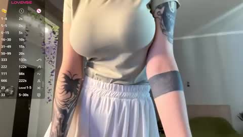 Roniy online show from July 22, 2026, 6:16 am