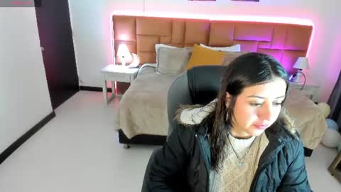catti_brie_ online show from June 11, 2026, 11:30 am