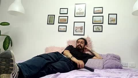 Snapshot of cayu_frensh94 chatting on May 7, 2026, 12:49 am cayu_frensh94 online show from May 7, 2026, 12:49 am