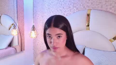 celestte_sm online show from July 17, 2026, 7:19 pm