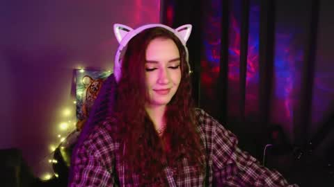 celia_sensual_ online show from April 24, 2026, 8:11 pm