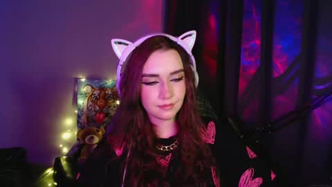 celia_sensual_ online show from May 1, 2026, 8:13 pm