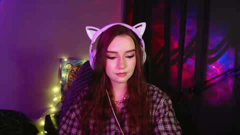 celia_sensual_ online show from May 6, 2026, 7:52 pm