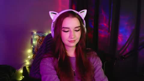 celia_sensual_ online show from May 8, 2026, 7:52 pm